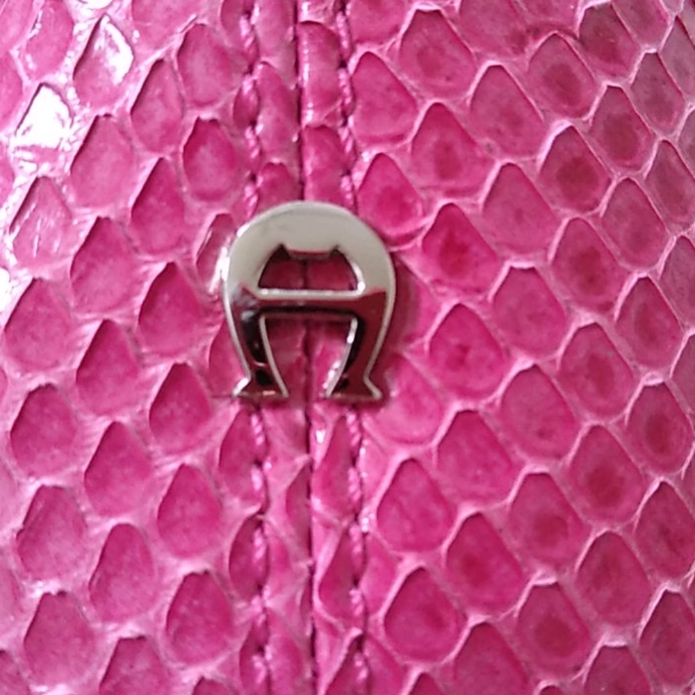 Etienne Aigner purse - Picture 12 of 12
